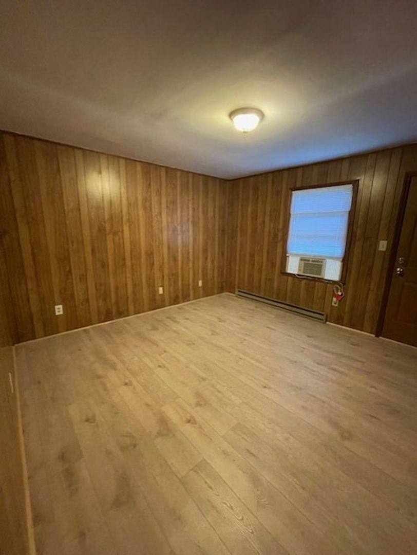 Apartment for rent at 203 E Webb St, Dallas, NC 28034
