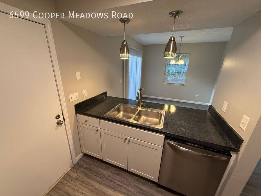 Apartment for rent at 6599 Cooper Meadows Rd, Westerville, OH 43081