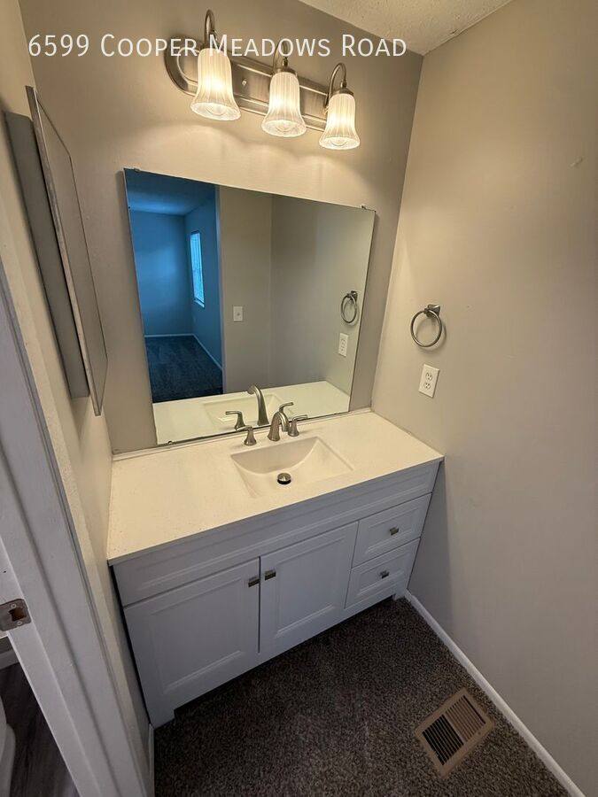 Apartment for rent at 6599 Cooper Meadows Rd, Westerville, OH 43081