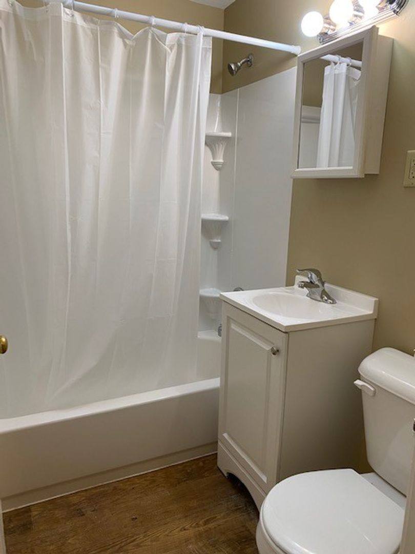 Townhouse for rent at 2335 Kensington St, Harrisburg, PA 17104