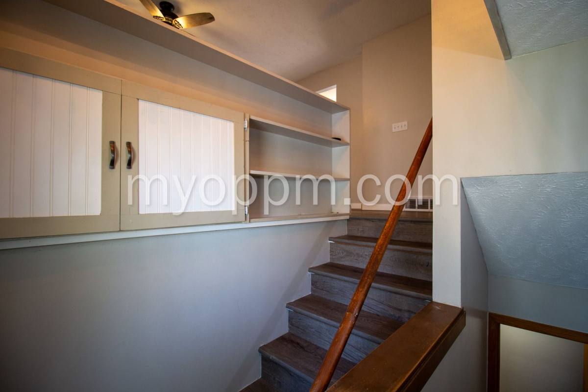 House for rent at 9129 Grand Ave, Omaha, NE 68134