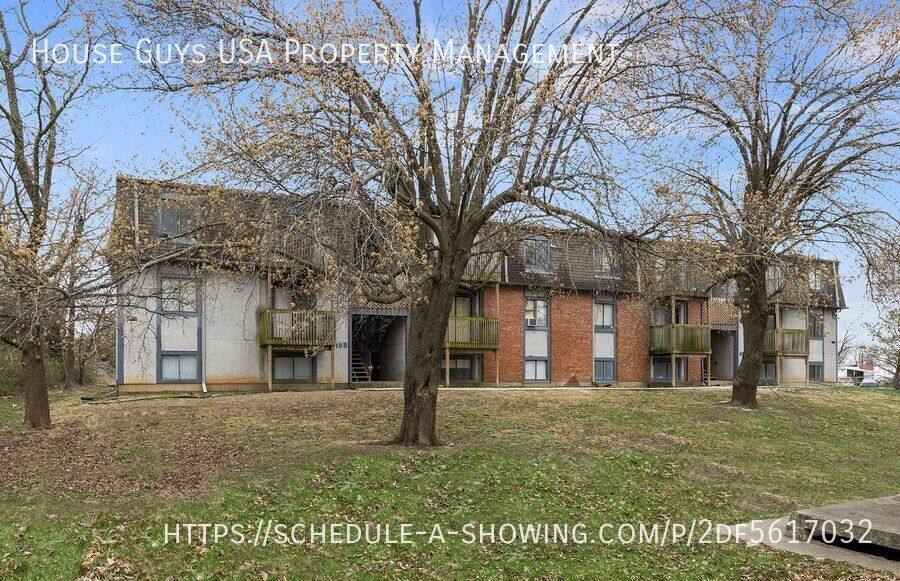 Apartment for rent at 9715 E 35th Terrace S #B-3, Independence, MO 64052