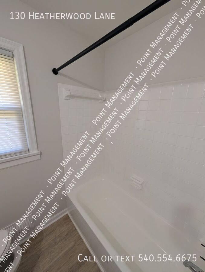 House for rent at 130 Heatherwood Lane, Salem, VA 24153