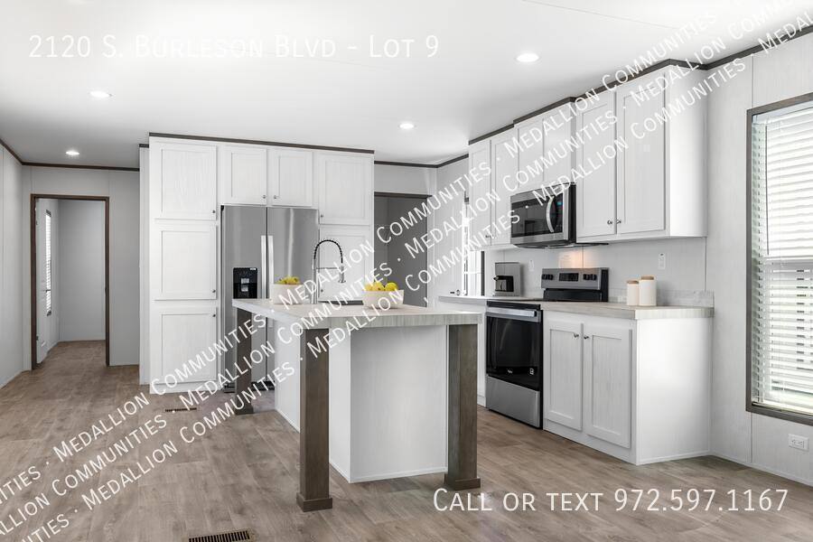 House for rent at 2120 S Burleson Blvd #9, Burleson, TX 76028