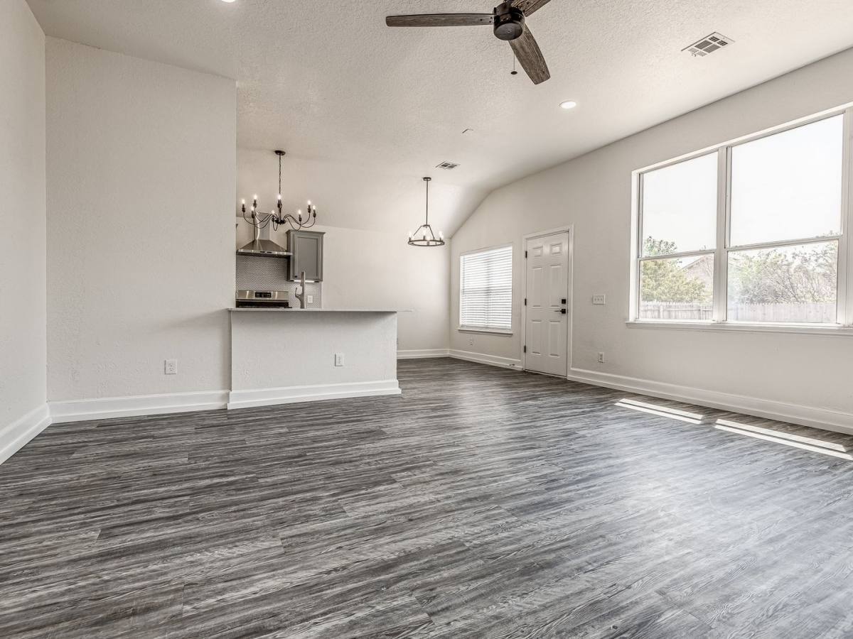House for rent at 10640 NW 34th St, Yukon, OK 73099