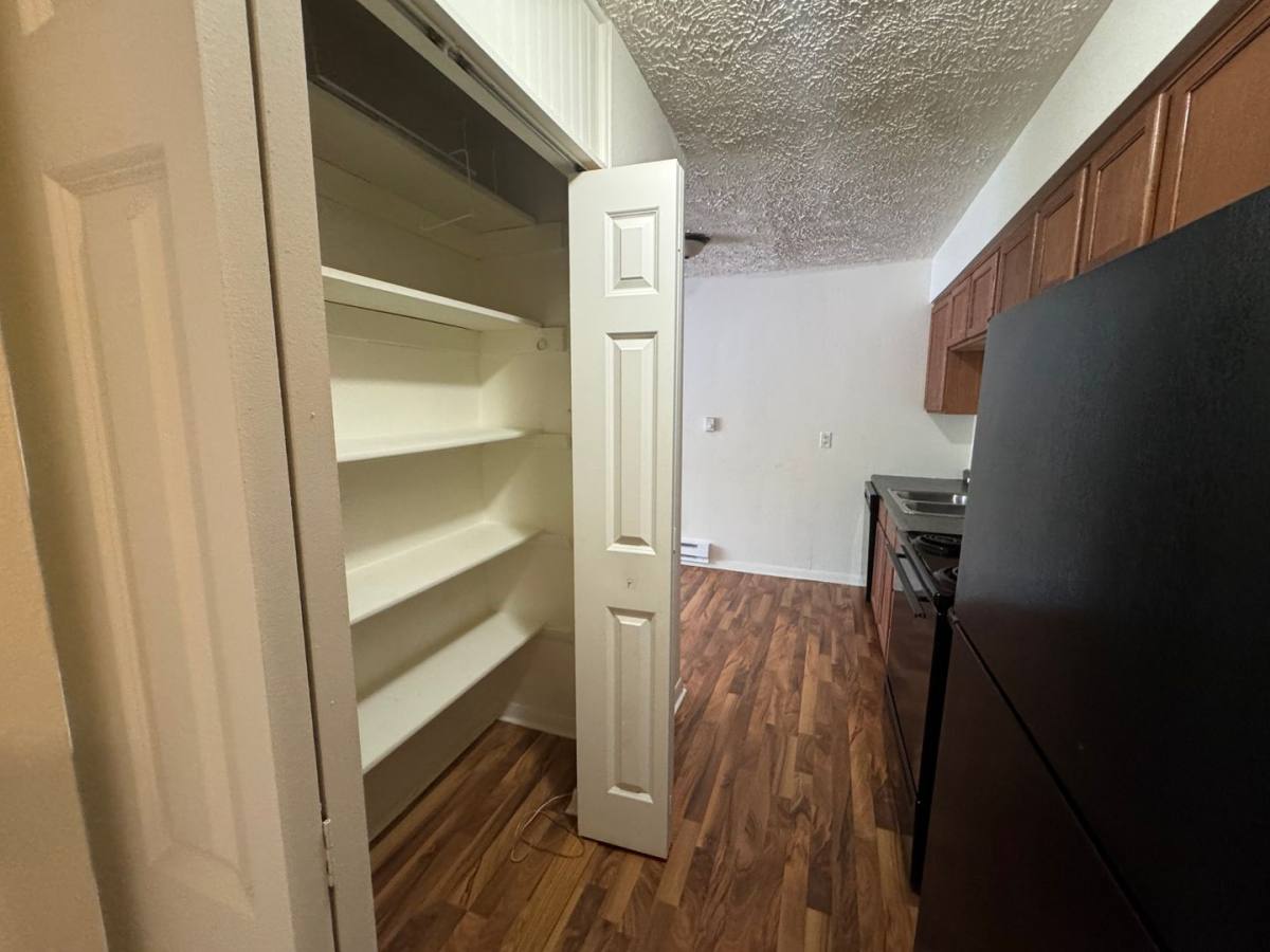 Apartment for rent at 723 20th St, Rock Island, IL 61201