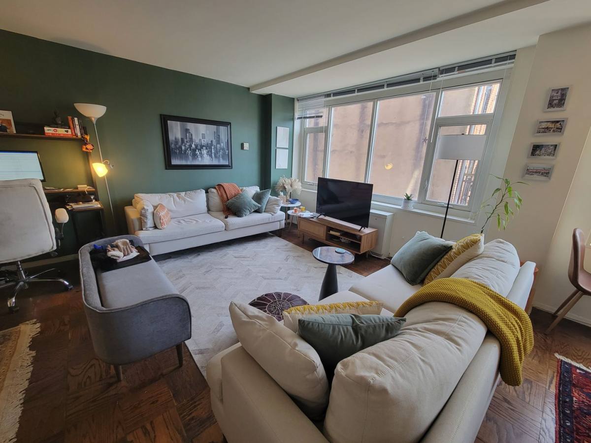 Condo for rent at 1545 18th St #NW, Washington, DC 20036