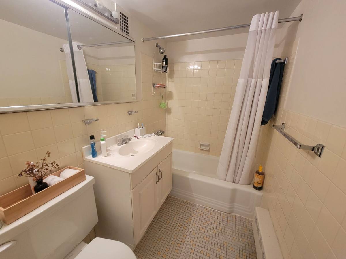 Condo for rent at 1545 18th St #NW, Washington, DC 20036