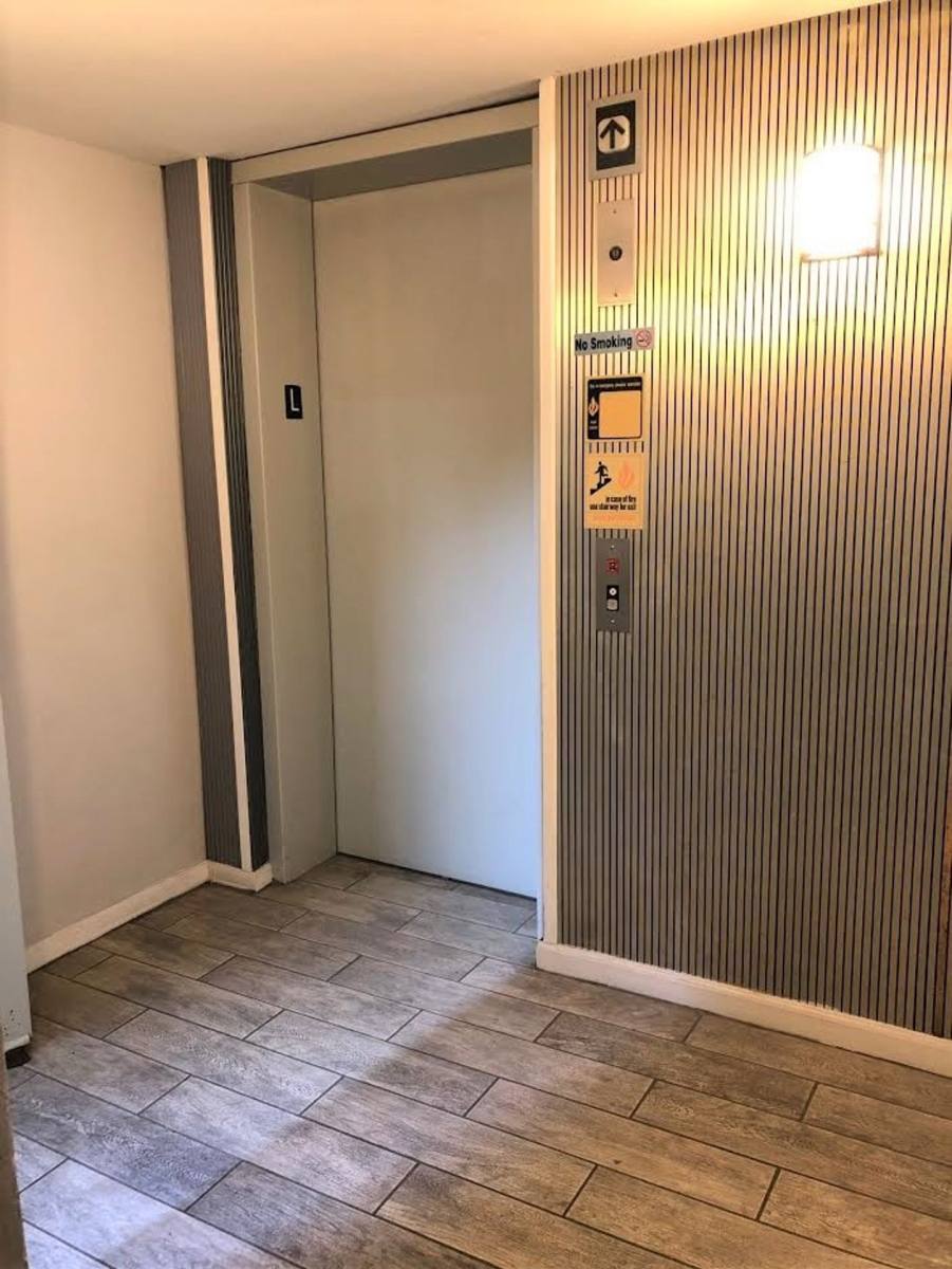 Apartment for rent at 11263 Mississippi Ave, Los Angeles, CA 90025