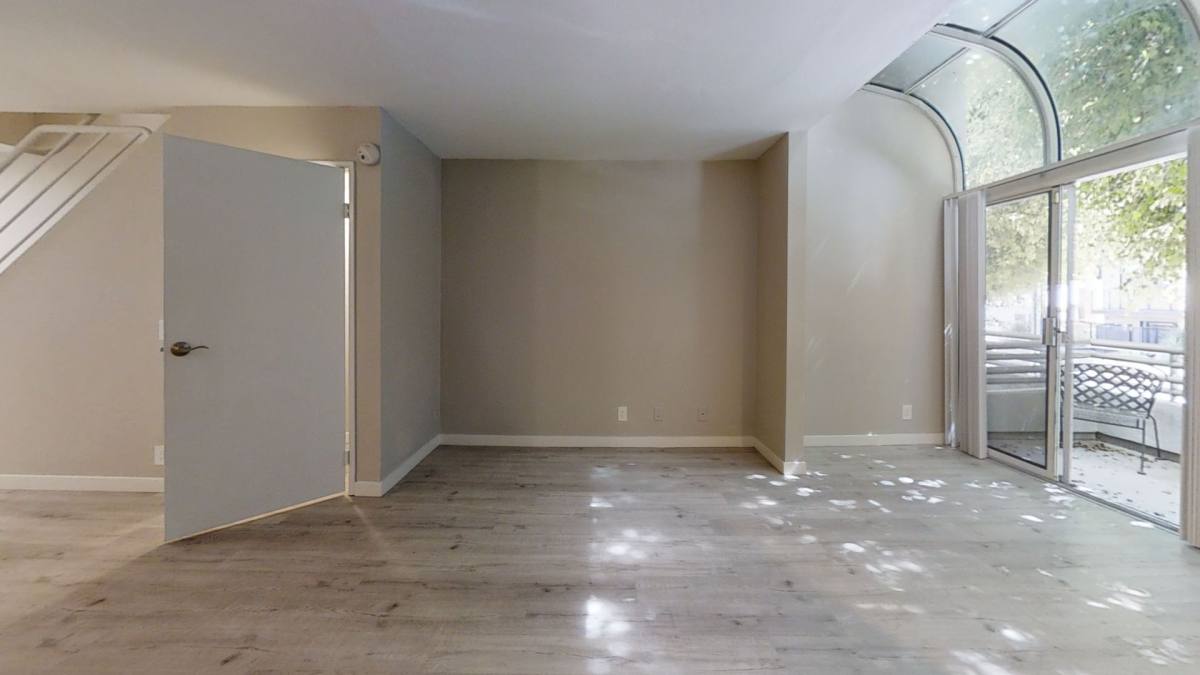 Apartment for rent at 11263 Mississippi Ave, Los Angeles, CA 90025