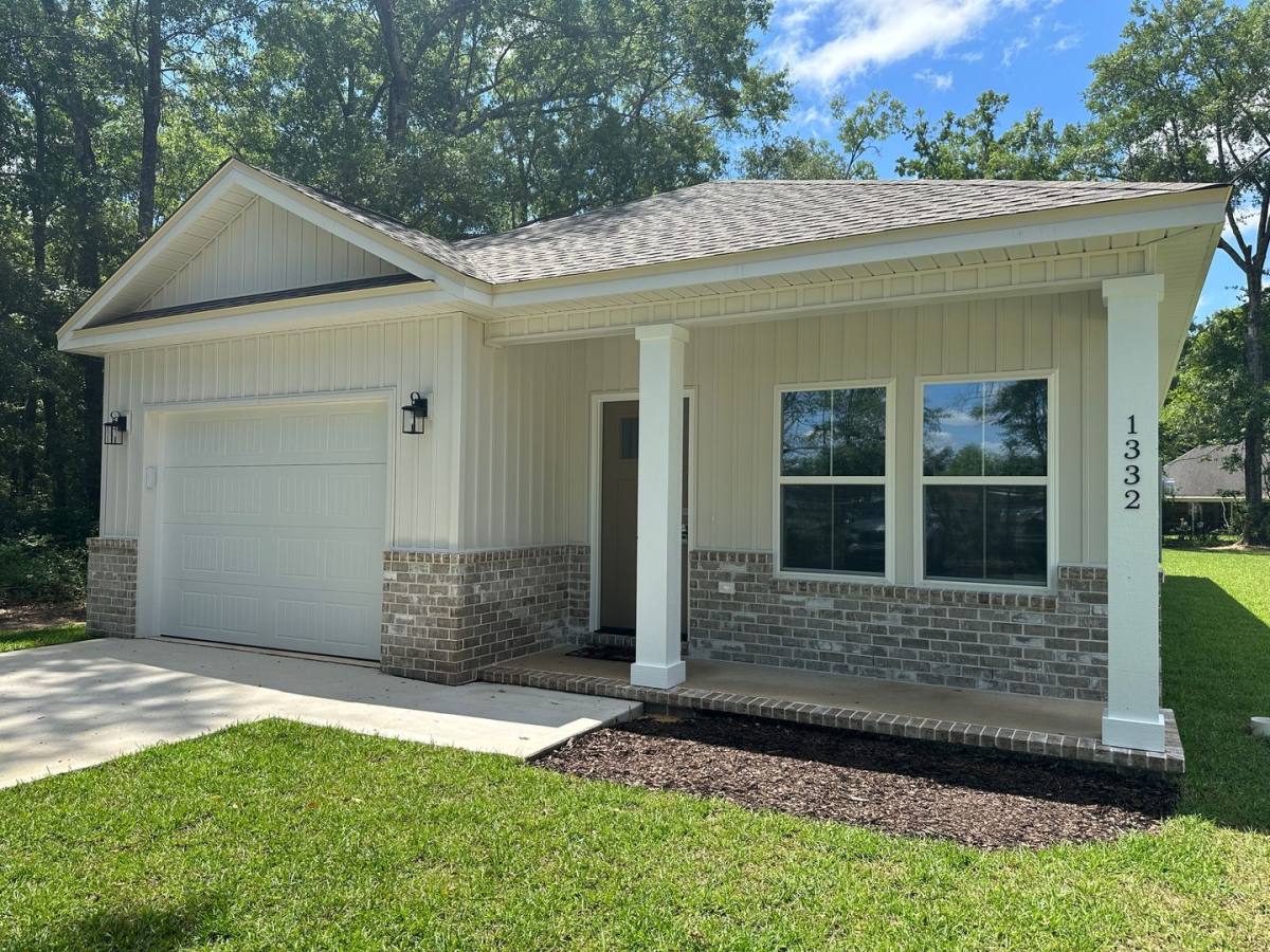 House for rent at 1332 Jackson St, Baker, FL 32531