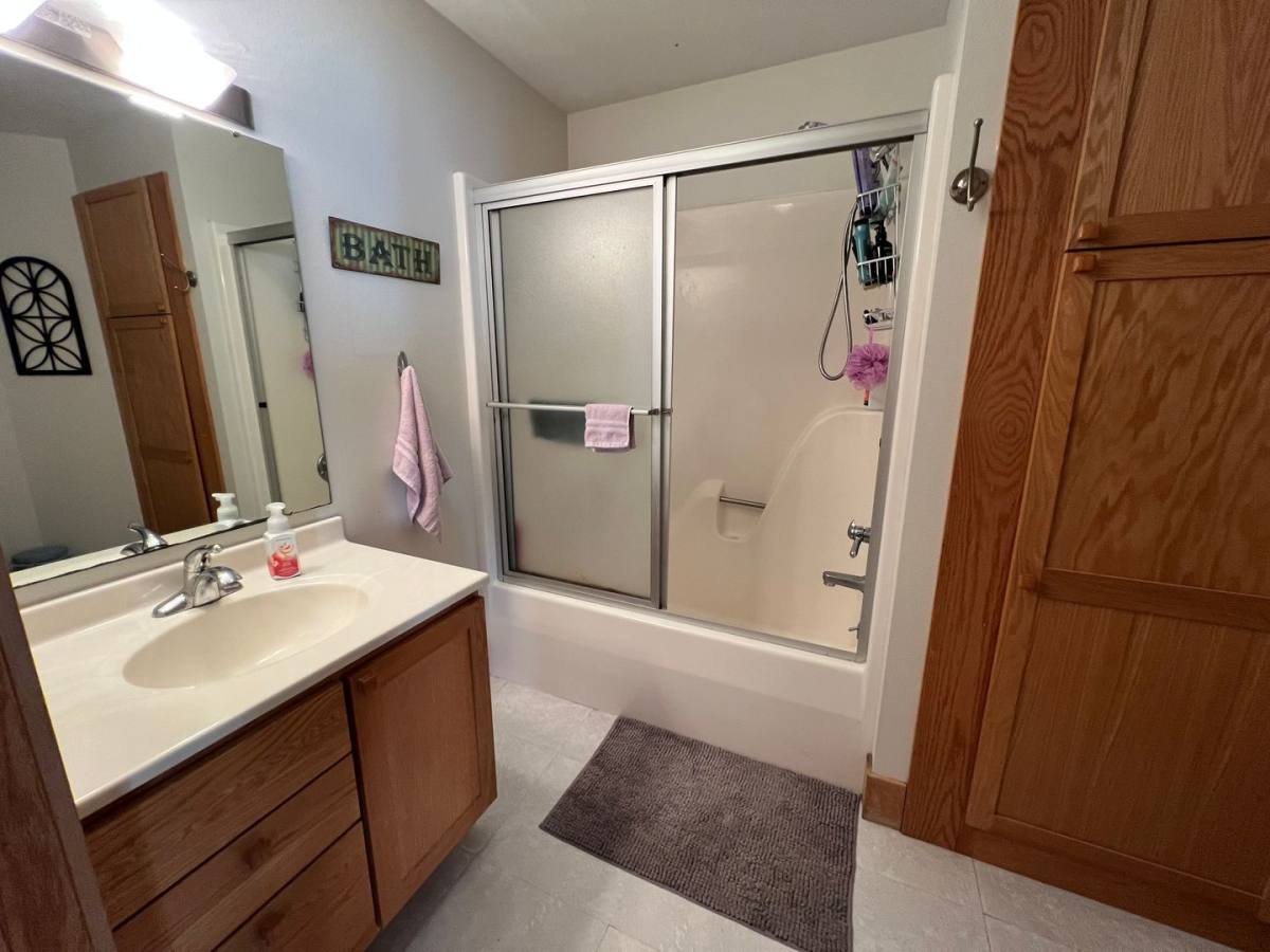 Apartment for rent at 220 River St, Iowa City, IA 52246
