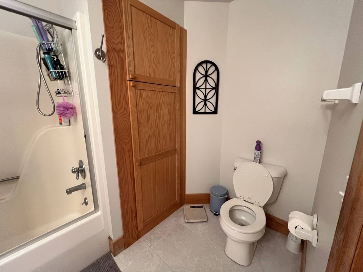 Apartment for rent at 220 River St, Iowa City, IA 52246
