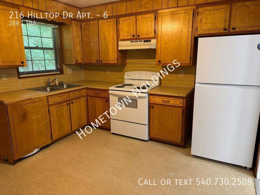 Apartment for rent at 216 Hilltop Dr #6, Collinsville, VA 24078