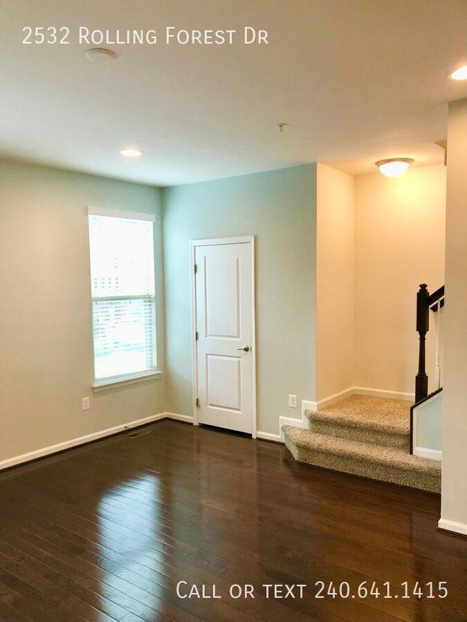 Townhouse for rent at 2532 Rolling Forest Dr, Hanover, MD 21076