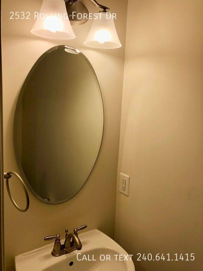 Townhouse for rent at 2532 Rolling Forest Dr, Hanover, MD 21076