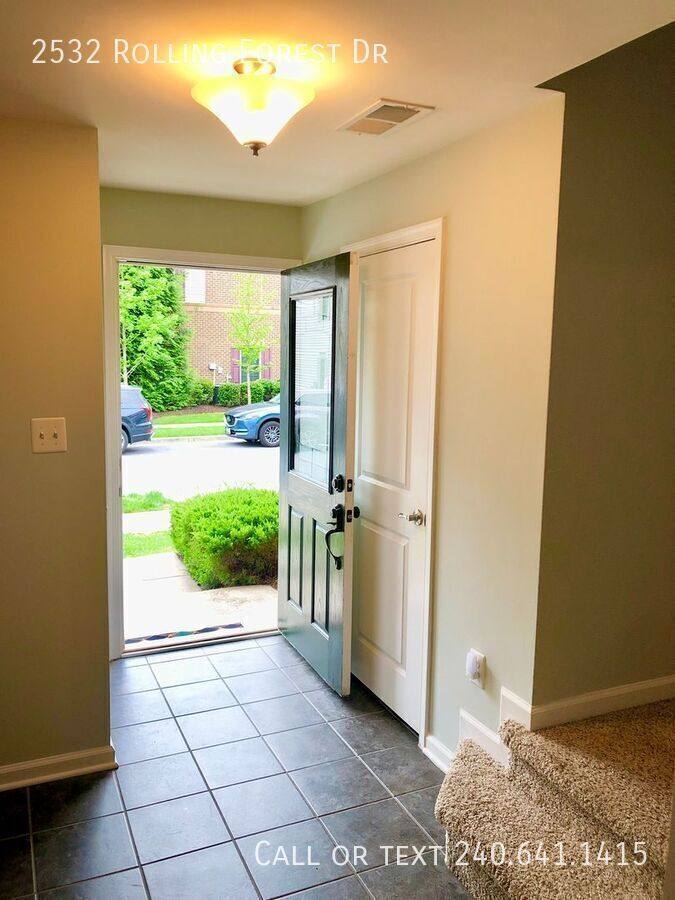 Townhouse for rent at 2532 Rolling Forest Dr, Hanover, MD 21076