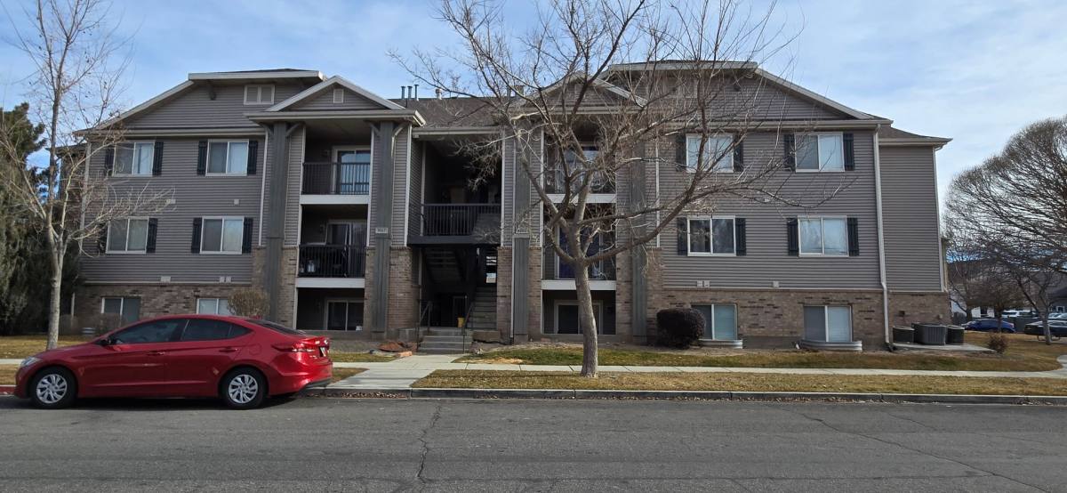 Condo for rent at 8084 N Ridge Loop E #F12, Eagle Mountain, UT 84005