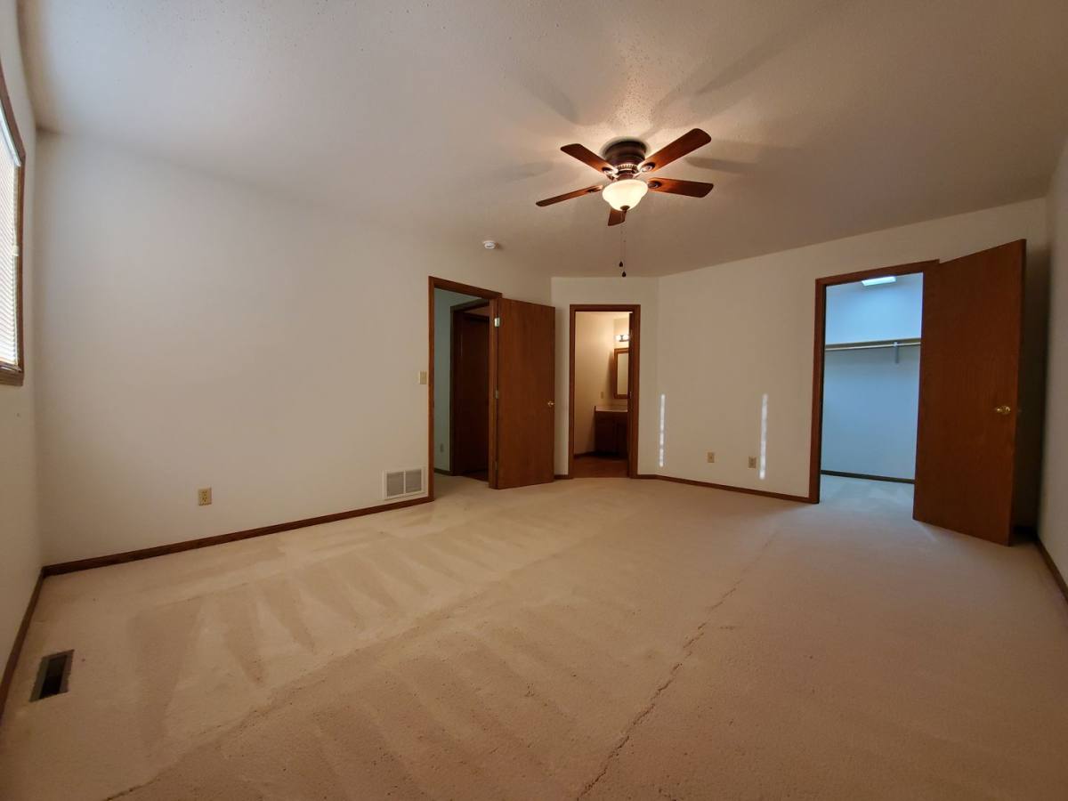 Townhouse for rent at 3207 23rd Ave SW, Fargo, ND 58103