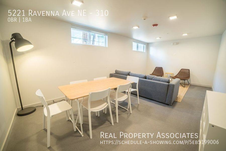Apartment for rent at 5221 Ravenna Ave NE #310, Seattle, WA 98105