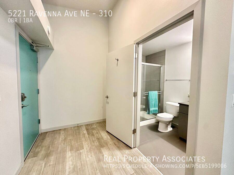 Apartment for rent at 5221 Ravenna Ave NE #310, Seattle, WA 98105