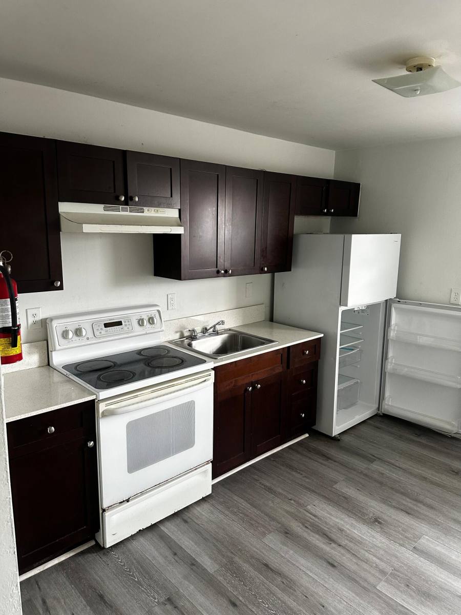 Apartment for rent at 1120 N Sapodilla Ave #4, West Palm Beach, FL 33401