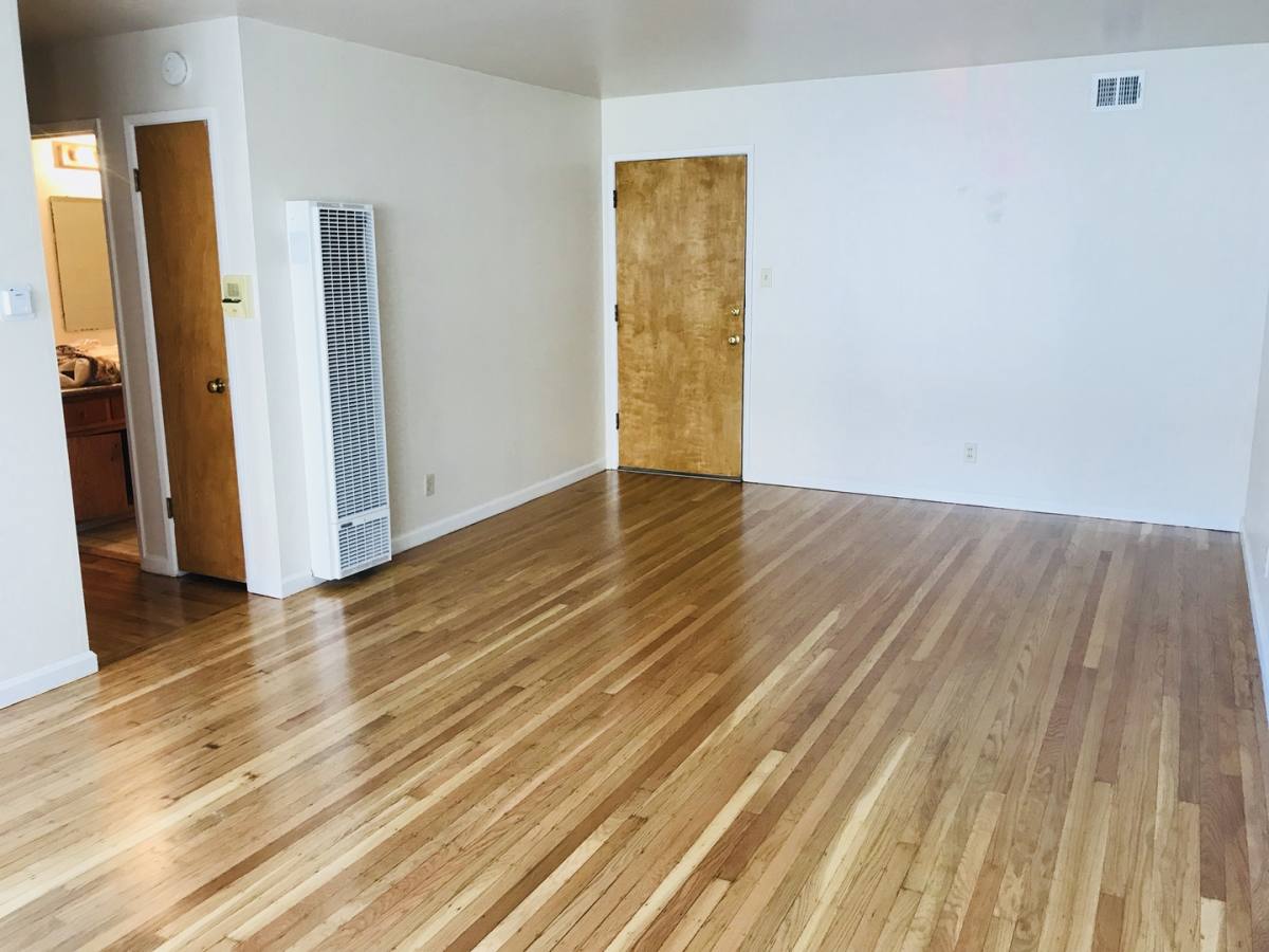 Apartment for rent at 2511 7th Ave, Oakland, CA 94606