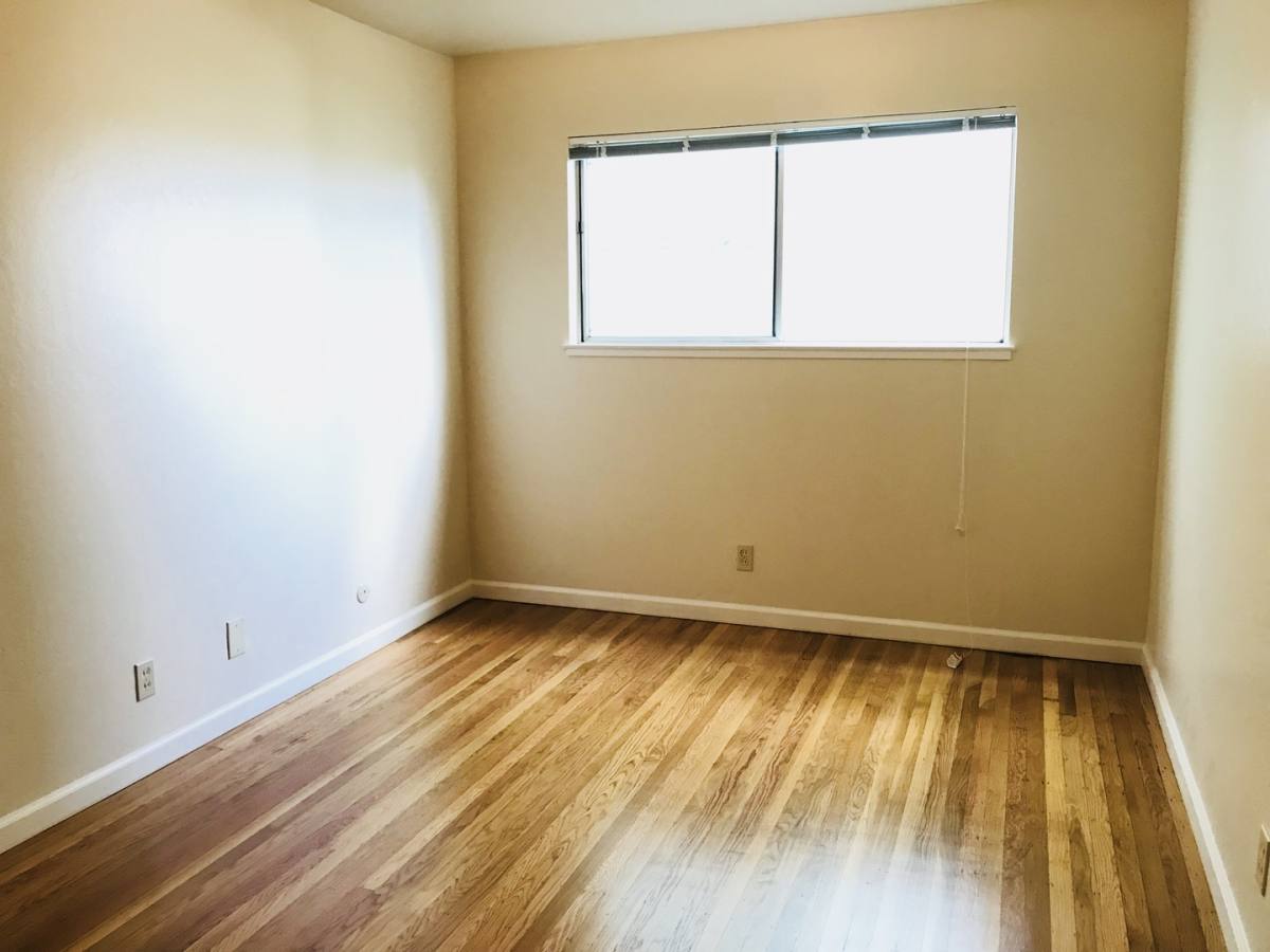 Apartment for rent at 2511 7th Ave, Oakland, CA 94606
