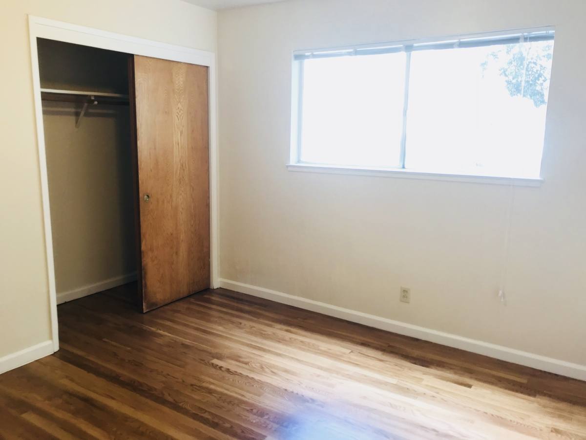 Apartment for rent at 2511 7th Ave, Oakland, CA 94606