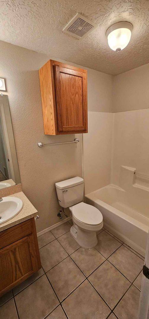 Apartment for rent at 522 S Abilene Ave, Portales, NM 88130