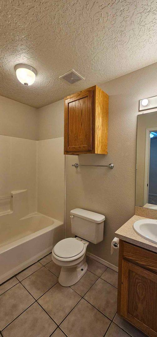 Apartment for rent at 522 S Abilene Ave, Portales, NM 88130