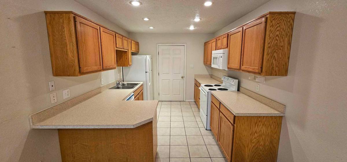 Apartment for rent at 522 S Abilene Ave, Portales, NM 88130
