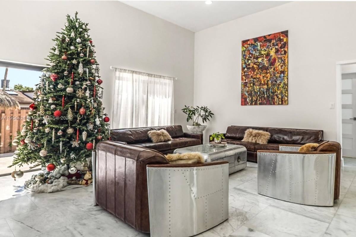 House for rent at 513 Leslie Dr, Hallandale, FL 33009