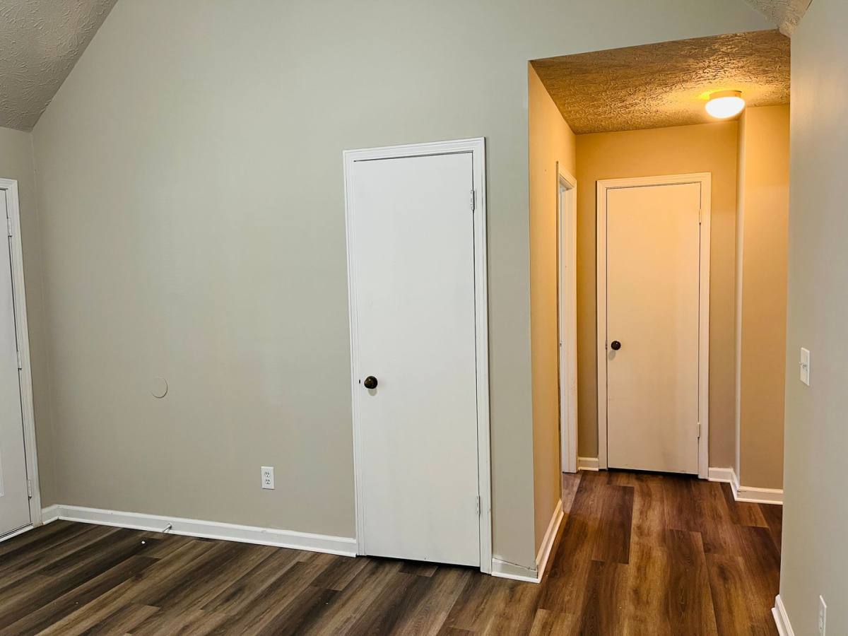 Apartment for rent at 10 Fredda Lane, Cartersville, GA 30120