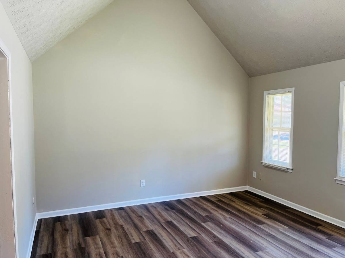 Apartment for rent at 10 Fredda Lane, Cartersville, GA 30120
