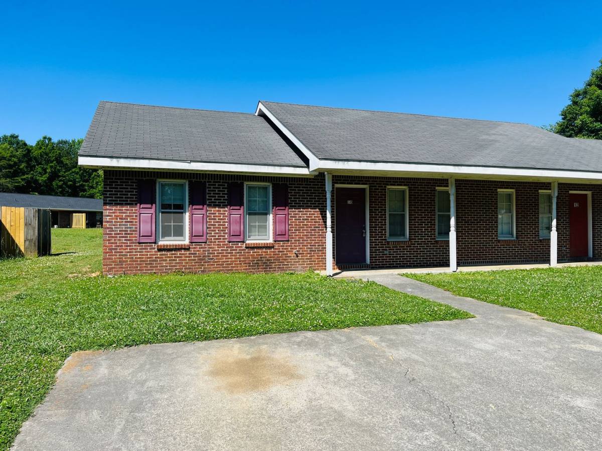 Apartment for rent at 10 Fredda Lane, Cartersville, GA 30120