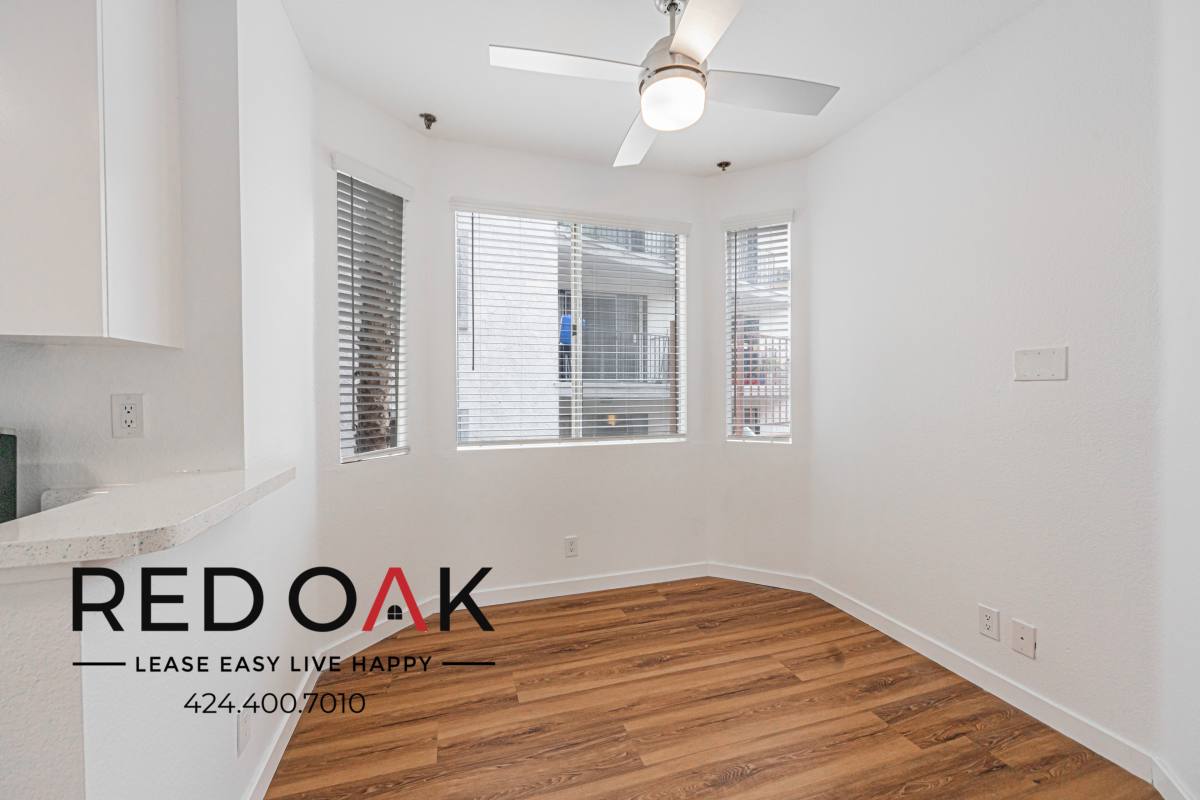 Condo for rent at 7370 Hawthorn Ave #105, Los Angeles, CA 90046