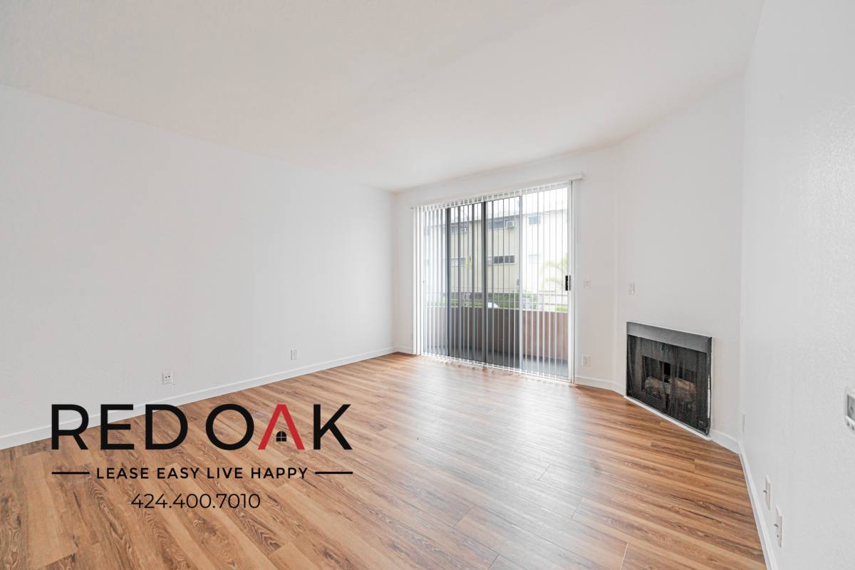 Condo for rent at 7370 Hawthorn Ave #105, Los Angeles, CA 90046