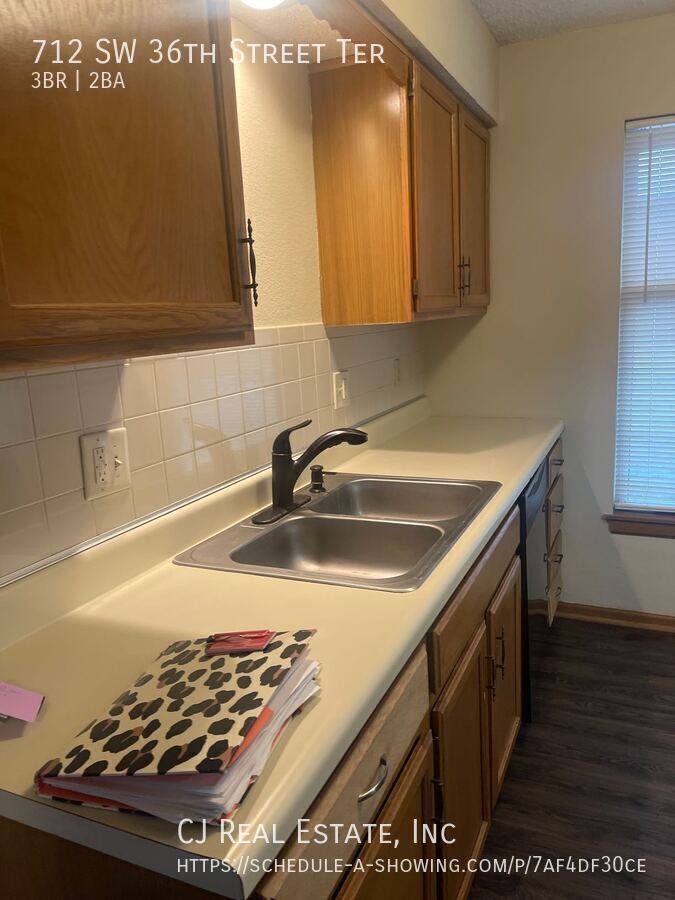 House for rent at 712 SW 36th St Terrace, Blue Springs, MO 64015