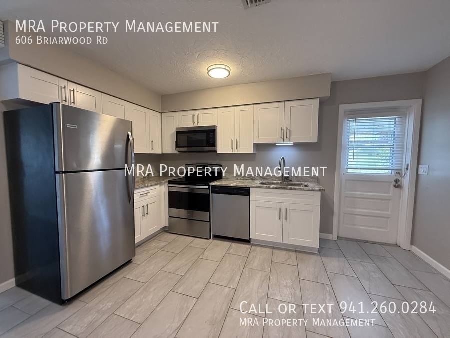 House for rent at 606 Briarwood Rd, Venice, FL 34293