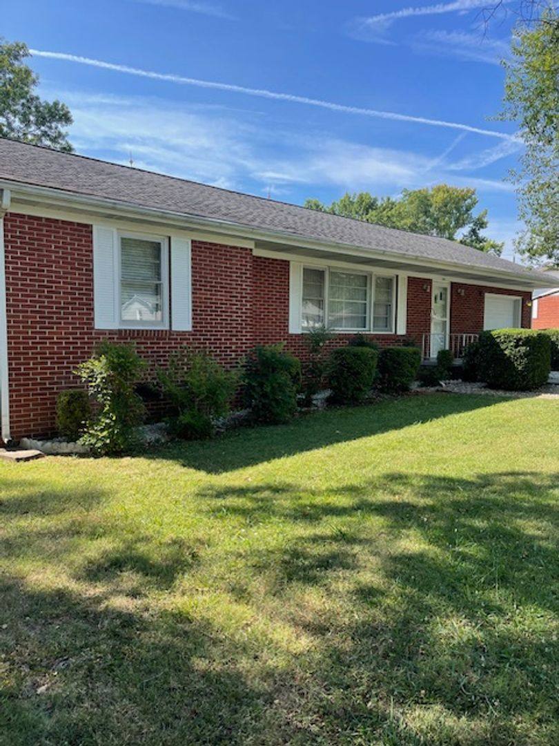 House for rent at 2808 Milford Ave, Maryville, TN 37804