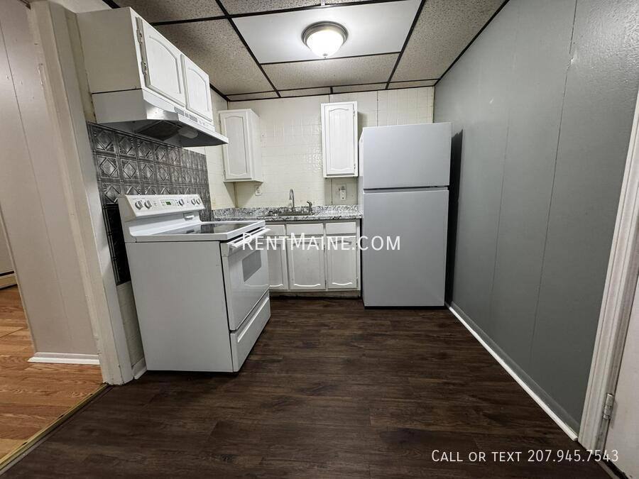 Apartment for rent at 27 Eastern Ave #3, Augusta, ME 04330