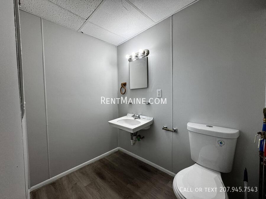 Apartment for rent at 27 Eastern Ave #3, Augusta, ME 04330