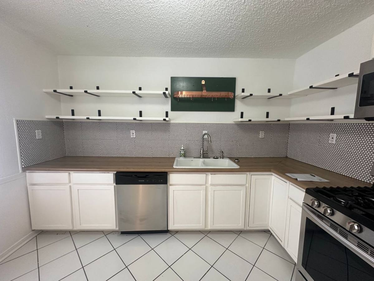 House for rent at 4713 SE 23rd St, Oklahoma City, OK 73115