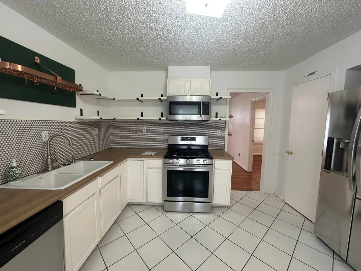 House for rent at 4713 SE 23rd St, Oklahoma City, OK 73115
