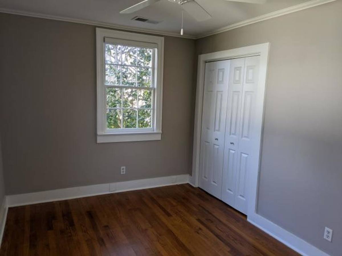 Apartment for rent at 36 Charlotte St, Charleston, SC 29403