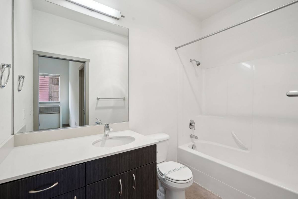 Apartment for rent at 3011 NE Killingsworth, Portland, OR 97211