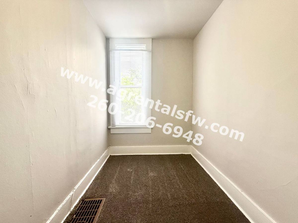 Apartment for rent at 616 Mechanic St, Fort Wayne, IN 46808