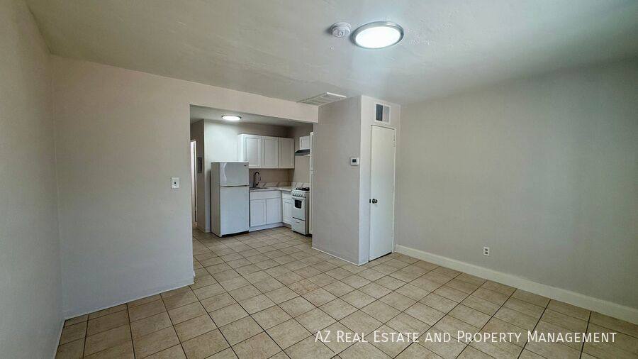 Apartment for rent at 1405 W Clarendon Ave #2, Phoenix, AZ 85013
