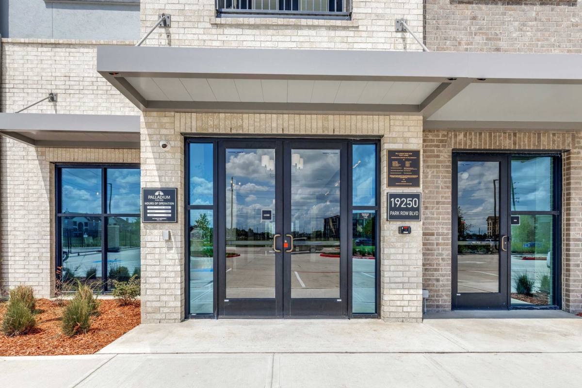 Apartment for rent at Palladium Park Row Katy, 19250 Park Row, Houston, TX 77084